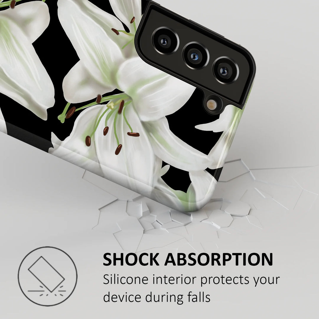 WHITE LILY CHARM
