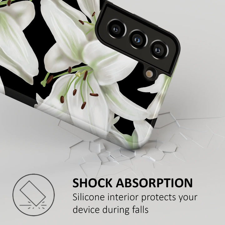 WHITE LILY CHARM